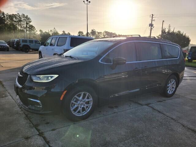 Used 2022 Chrysler Pacifica Touring L with VIN 2C4RC1BGXNR158647 for sale in Kingsland, GA