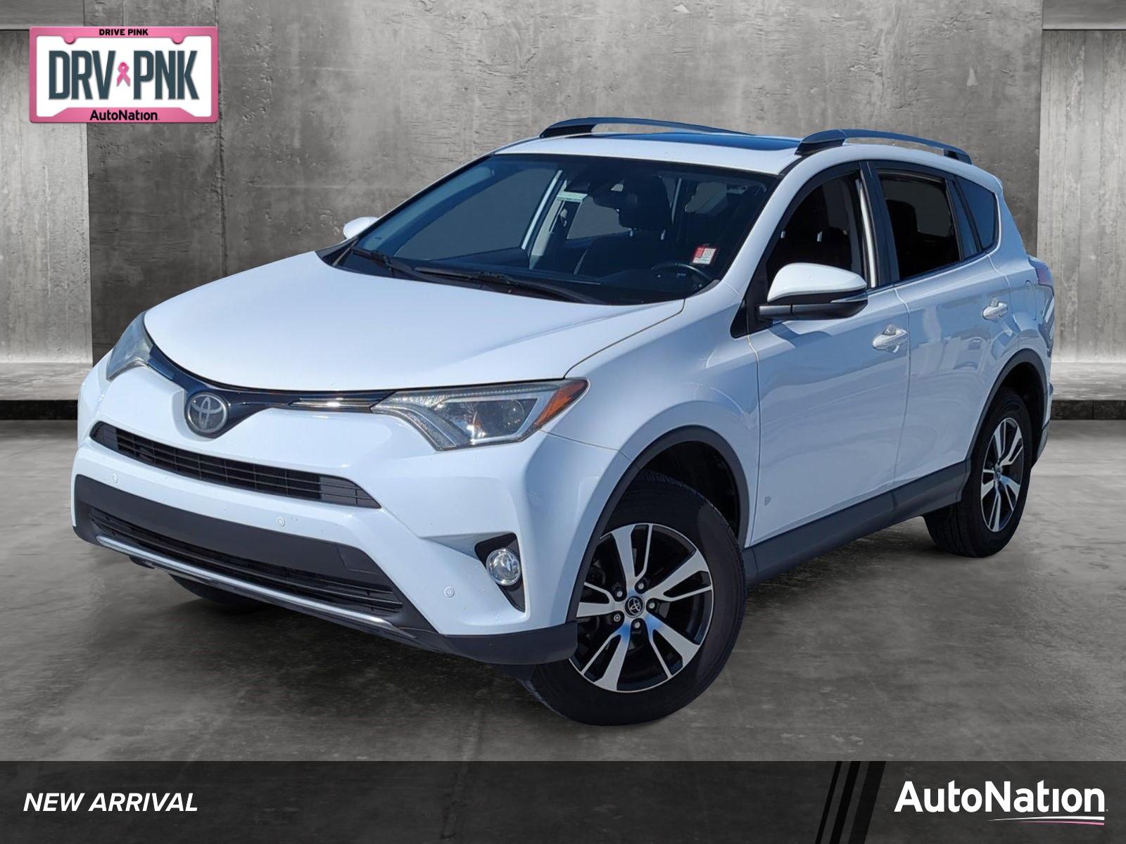 2018 Toyota RAV4 Vehicle Photo in Ft. Myers, FL 33907