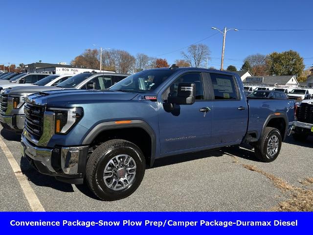 2025 GMC Sierra 3500HD Vehicle Photo in CHICOPEE, MA 01020-5001