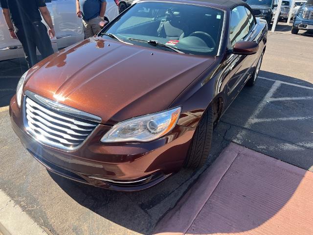 2013 Chrysler 200 Vehicle Photo in GOODYEAR, AZ 85338-1310