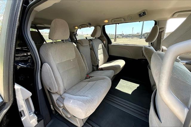 2019 Toyota Sienna Vehicle Photo in Tulsa, OK 74145