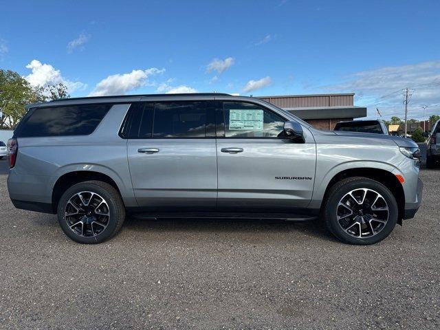 2024 Chevrolet Suburban Vehicle Photo in SAUK CITY, WI 53583-1301