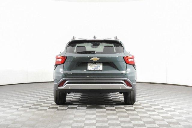 2025 Chevrolet Trax Vehicle Photo in PUYALLUP, WA 98371-4149