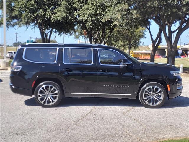 2022 Jeep Grand Wagoneer Vehicle Photo in Denton, TX 76205