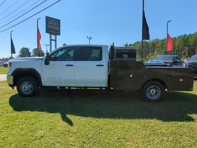 2023 GMC Sierra 3500 HD Chassis Cab Vehicle Photo in ALBERTVILLE, AL 35950-0246