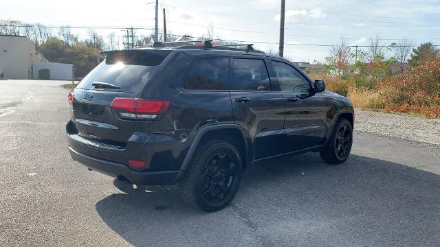 2018 Jeep Grand Cherokee Vehicle Photo in MOON TOWNSHIP, PA 15108-2571