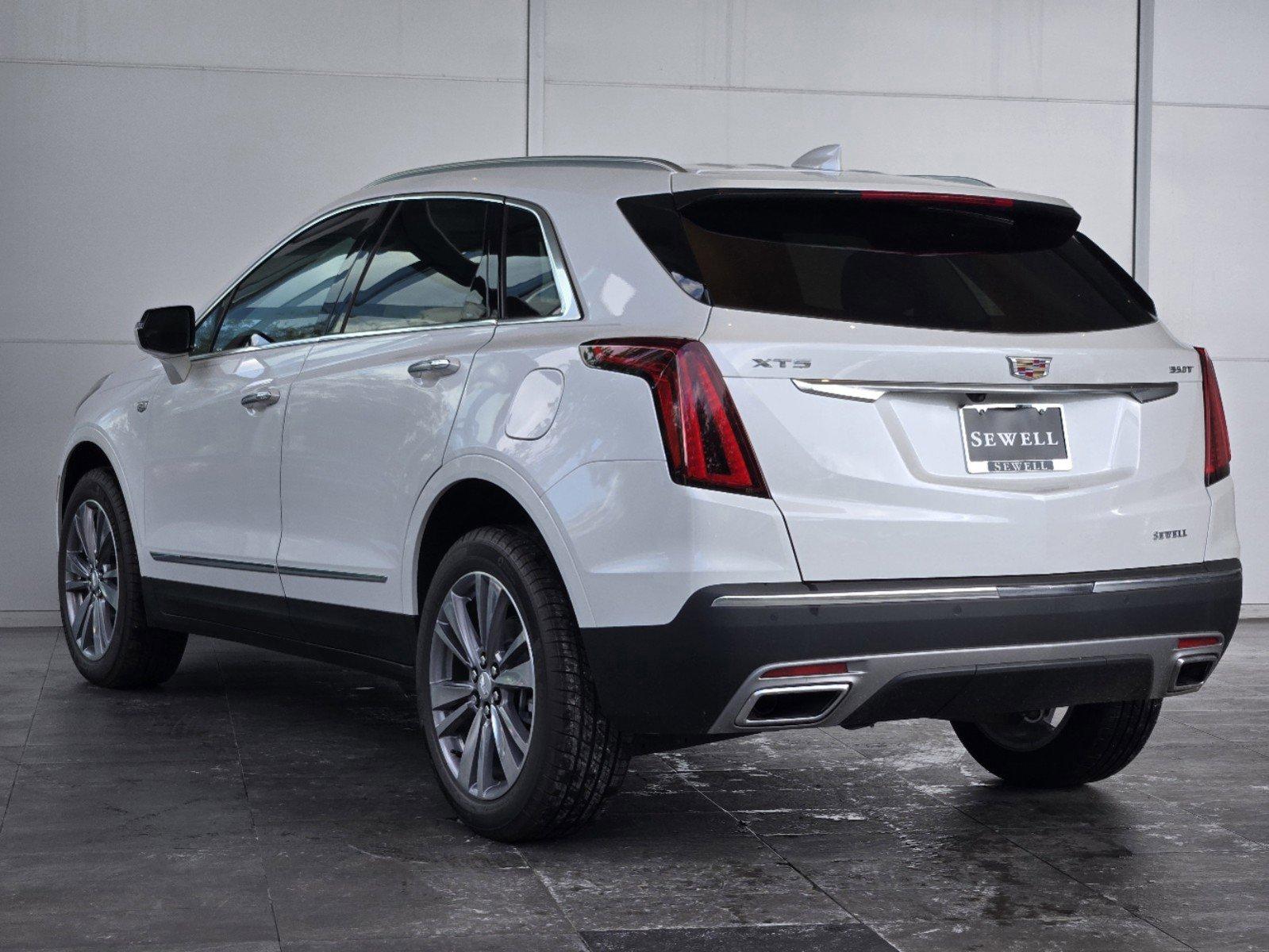 2024 Cadillac XT5 Vehicle Photo in HOUSTON, TX 77079-1502