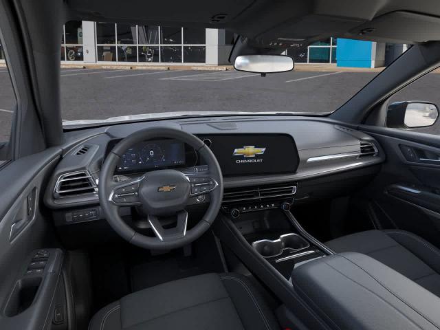 2024 Chevrolet Traverse Vehicle Photo in MOON TOWNSHIP, PA 15108-2571