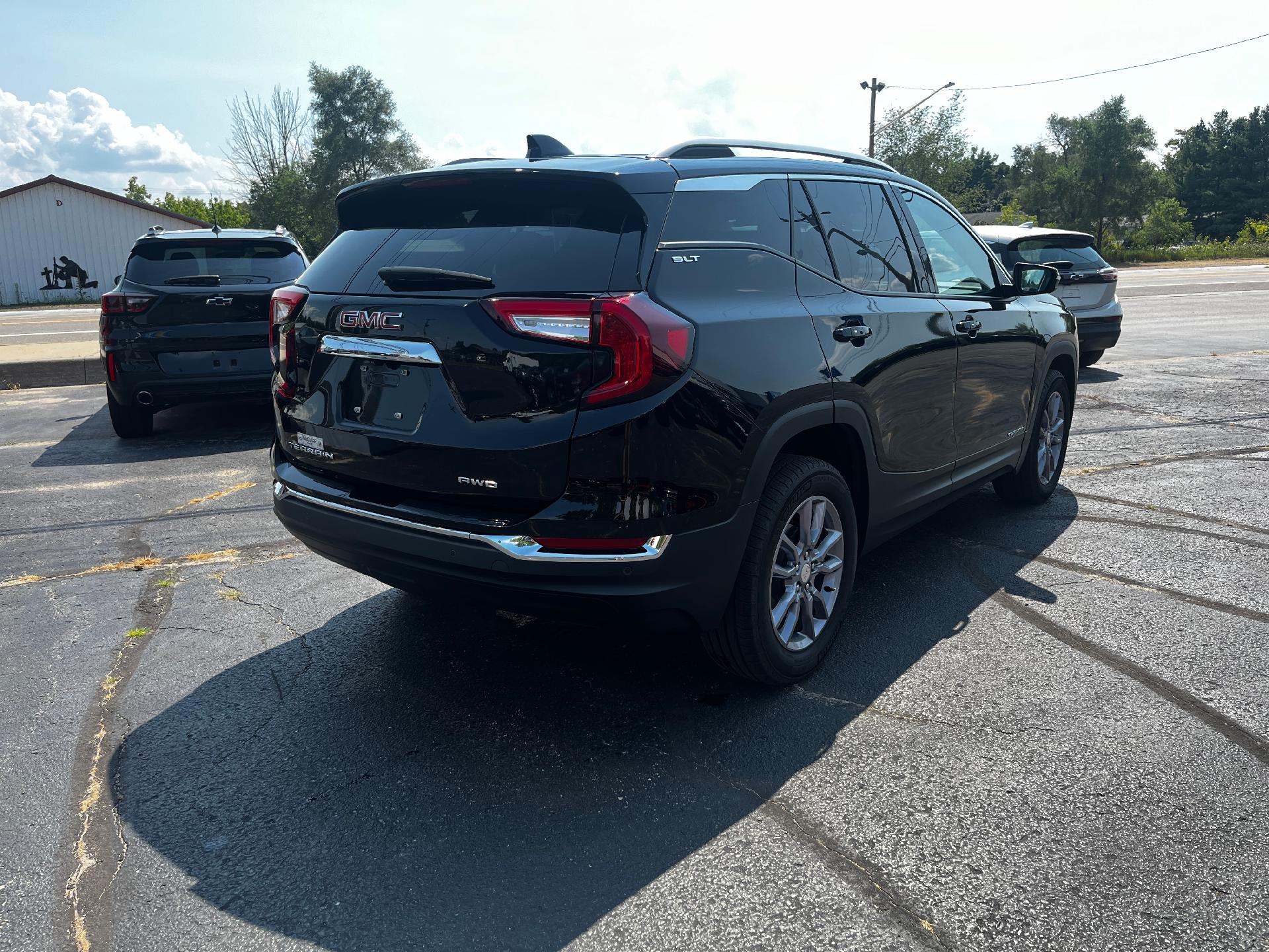 2023 GMC Terrain Vehicle Photo in CLARE, MI 48617-9414