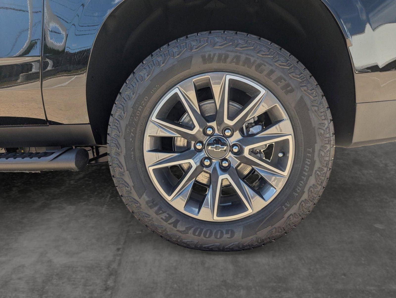 2024 Chevrolet Suburban Vehicle Photo in CORPUS CHRISTI, TX 78412-4902