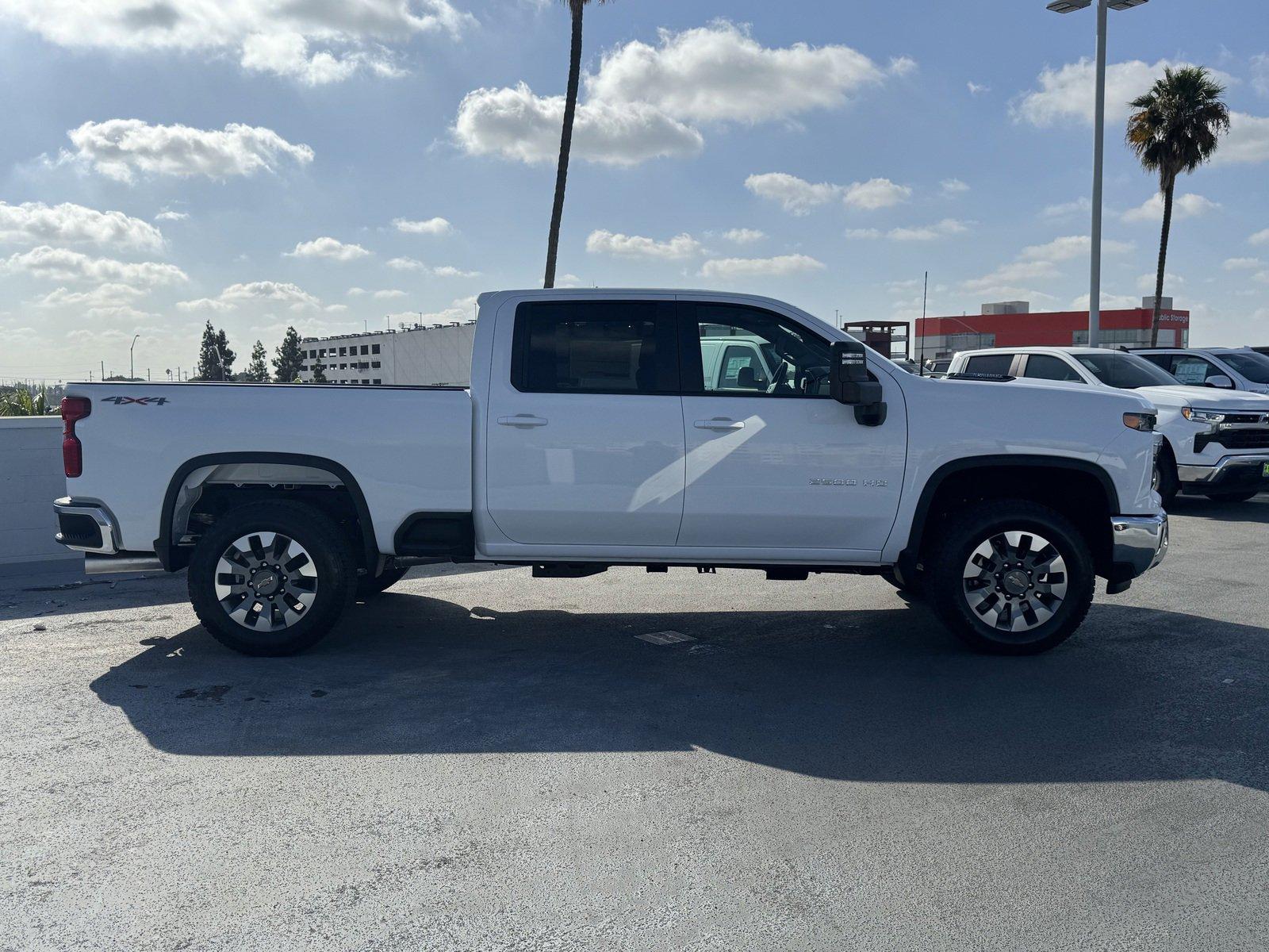 2025 Chevrolet Silverado 2500 HD Vehicle Photo in LOS ANGELES, CA 90007-3794