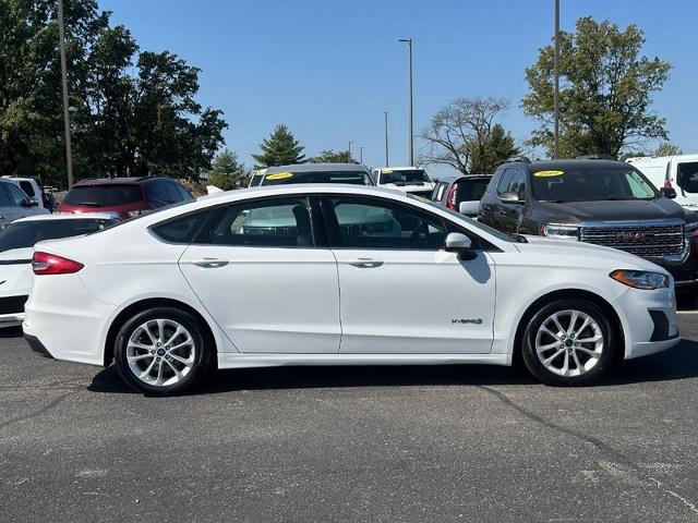 2019 Ford Fusion Hybrid Vehicle Photo in COLUMBIA, MO 65203-3903