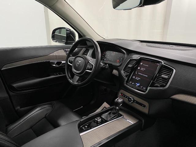 2022 Volvo XC90 Vehicle Photo in Appleton, WI 54913