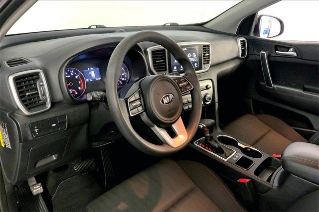 2020 Kia Sportage Vehicle Photo in KANSAS CITY, MO 64114-4502