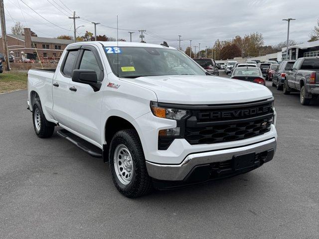 2023 Chevrolet Silverado 1500 Vehicle Photo in LEOMINSTER, MA 01453-2952