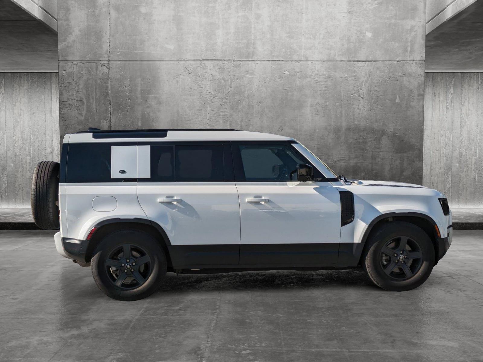 2021 Land Rover Defender Vehicle Photo in Bethesda, MD 20852