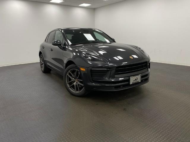 2022 Porsche Macan Vehicle Photo in Appleton, WI 54913