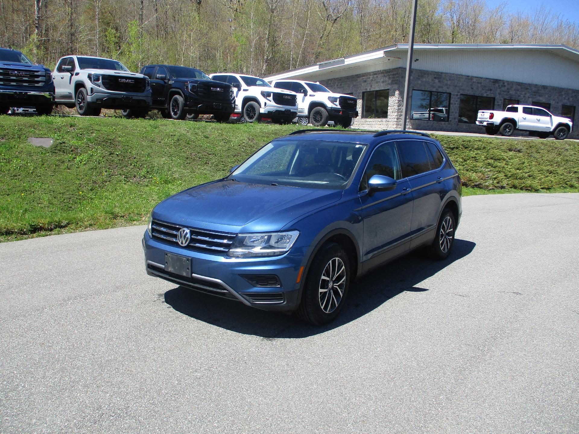 Used 2019 Volkswagen Tiguan SE with VIN 3VV2B7AXXKM048744 for sale in Tannersville, NY