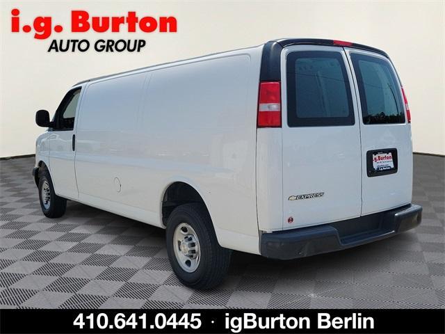 2021 Chevrolet Express Cargo Van Vehicle Photo in BERLIN, MD 21811-1121