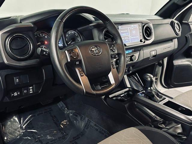 2021 Toyota Tacoma 4WD Vehicle Photo in MEDINA, OH 44256-9631