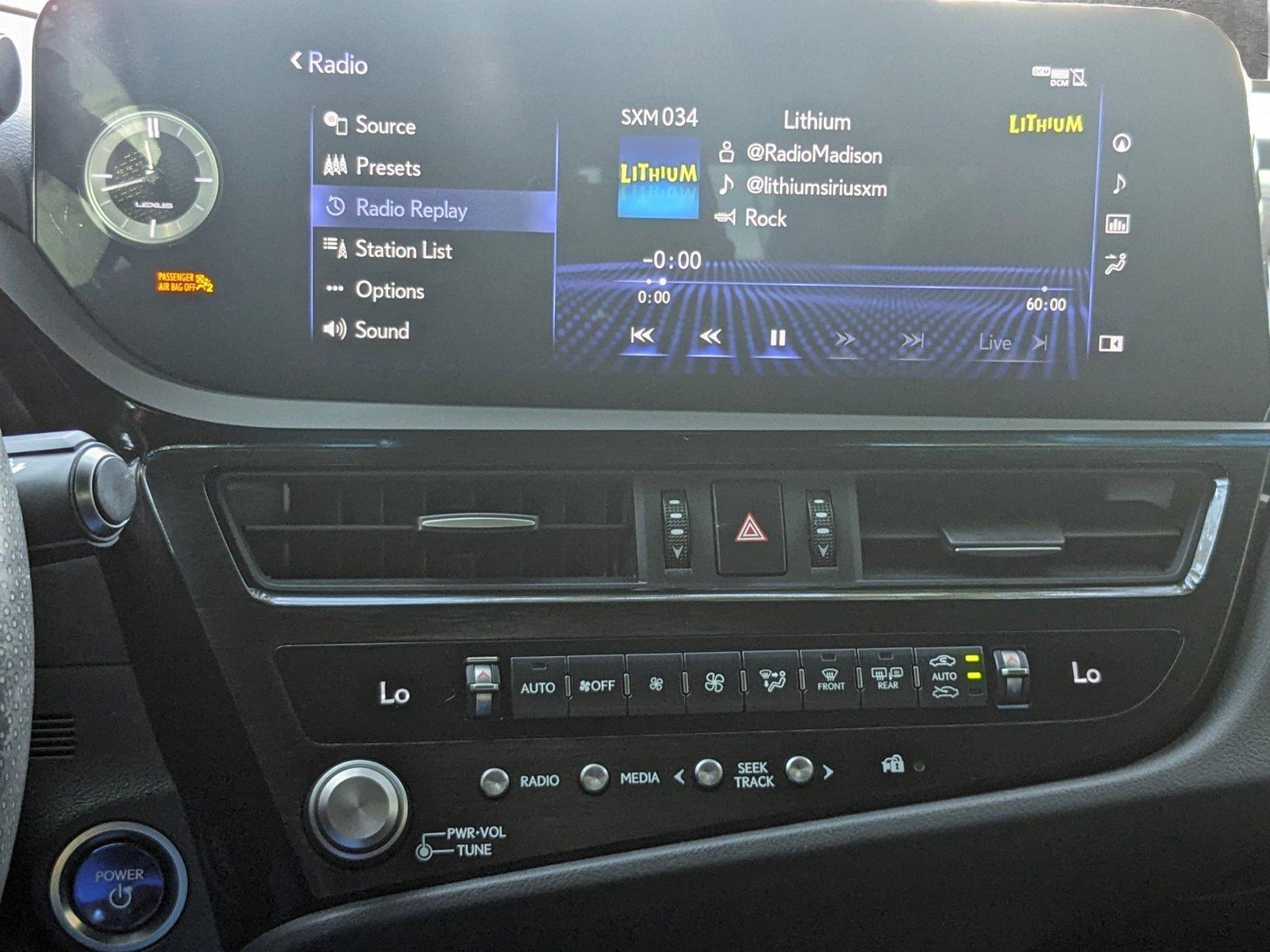 2022 Lexus ES 300h Vehicle Photo in Tampa, FL 33614