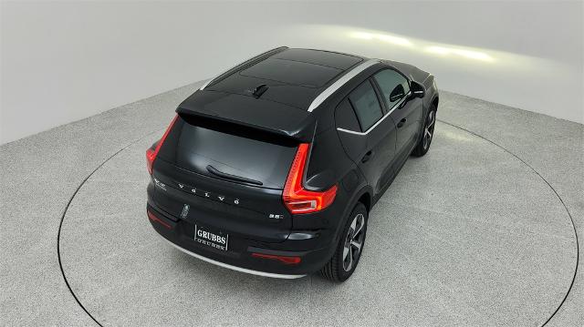 2024 Volvo XC40 Vehicle Photo in Grapevine, TX 76051