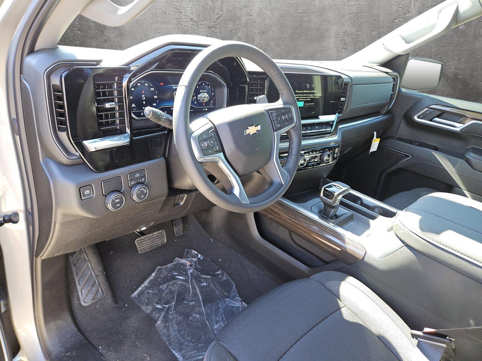 2025 Chevrolet Silverado 1500 Vehicle Photo in NORTH RICHLAND HILLS, TX 76180-7199