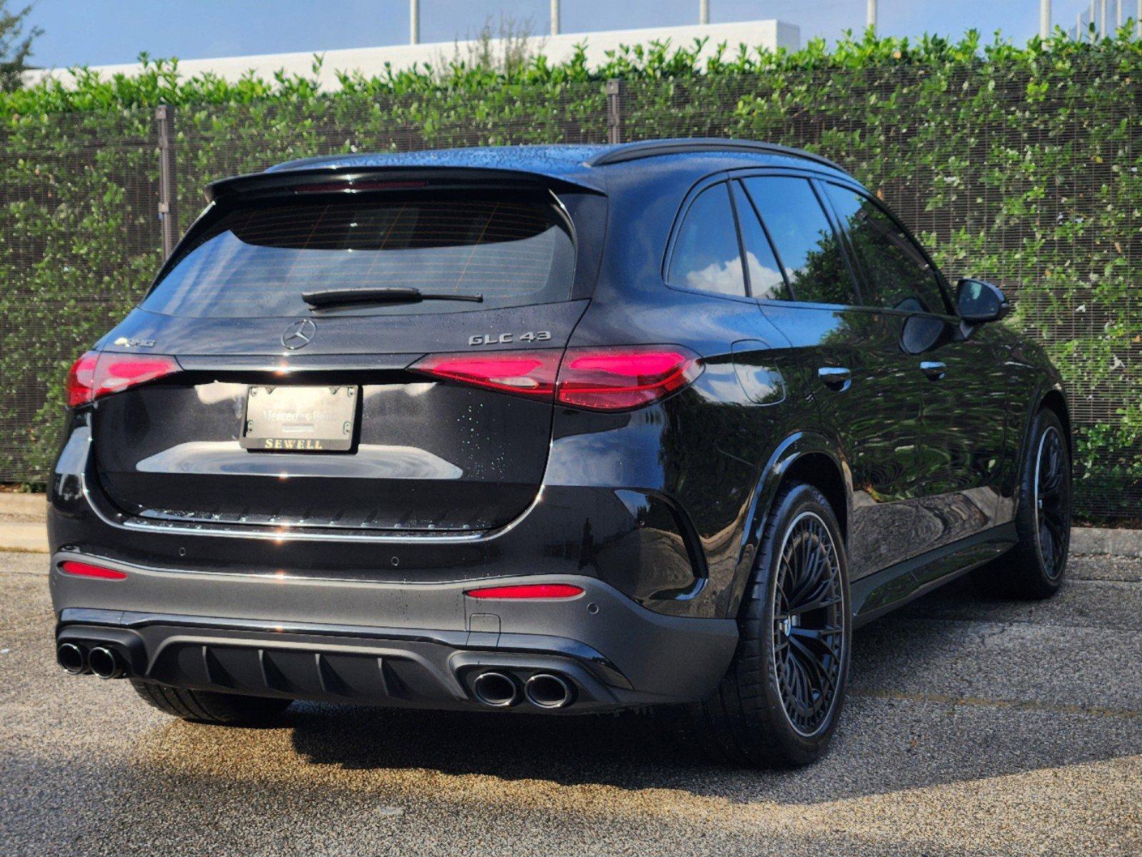 2024 Mercedes-Benz GLC Vehicle Photo in HOUSTON, TX 77079