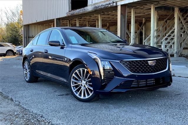 2025 Cadillac CT5 Vehicle Photo in KANSAS CITY, MO 64114-4545