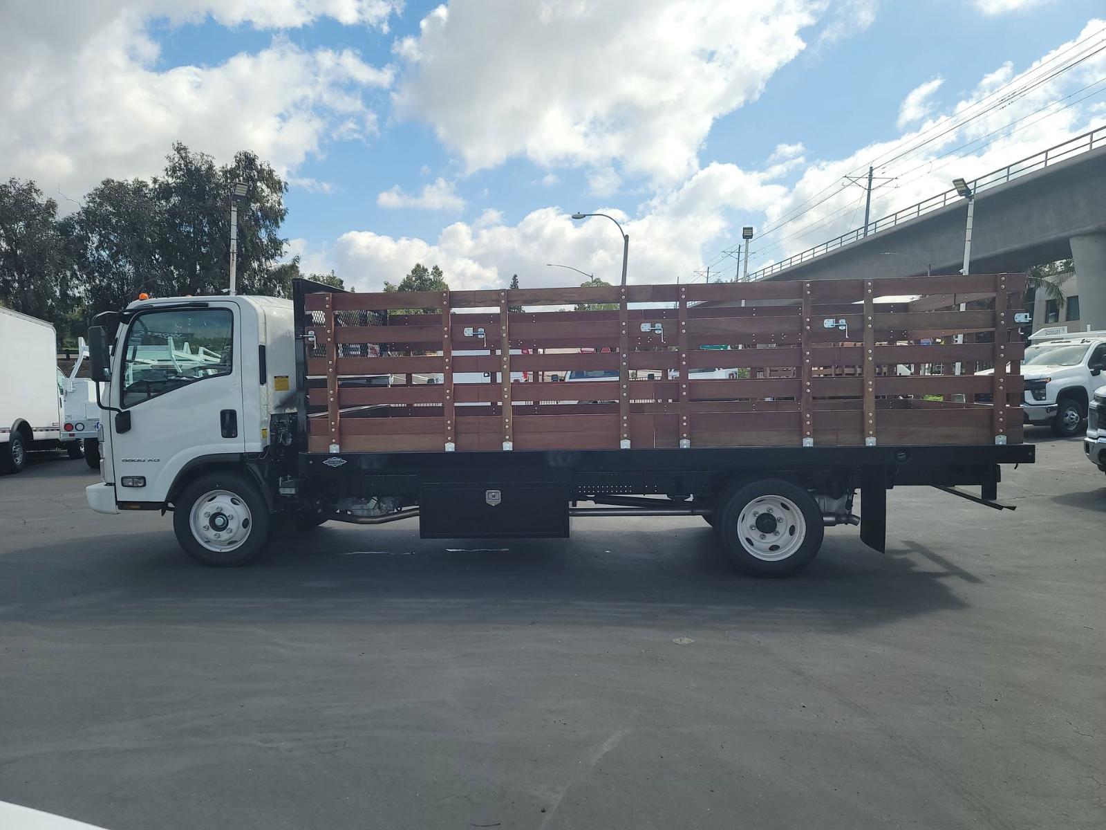 2024 Chevrolet 5500 XG LCF Gas Vehicle Photo in LA MESA, CA 91942-8211