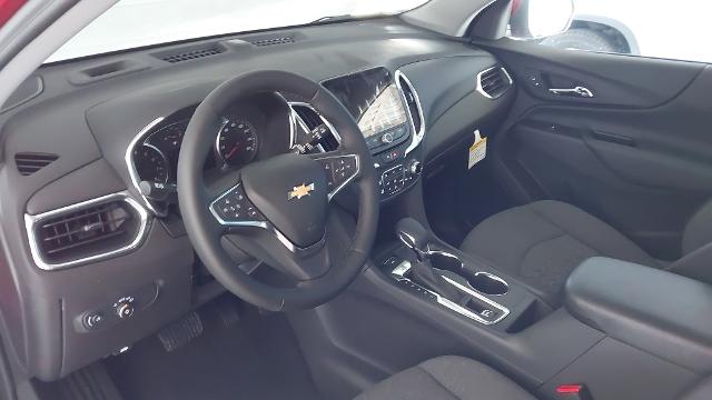 2024 Chevrolet Equinox Vehicle Photo in WENTZVILLE, MO 63385-1017