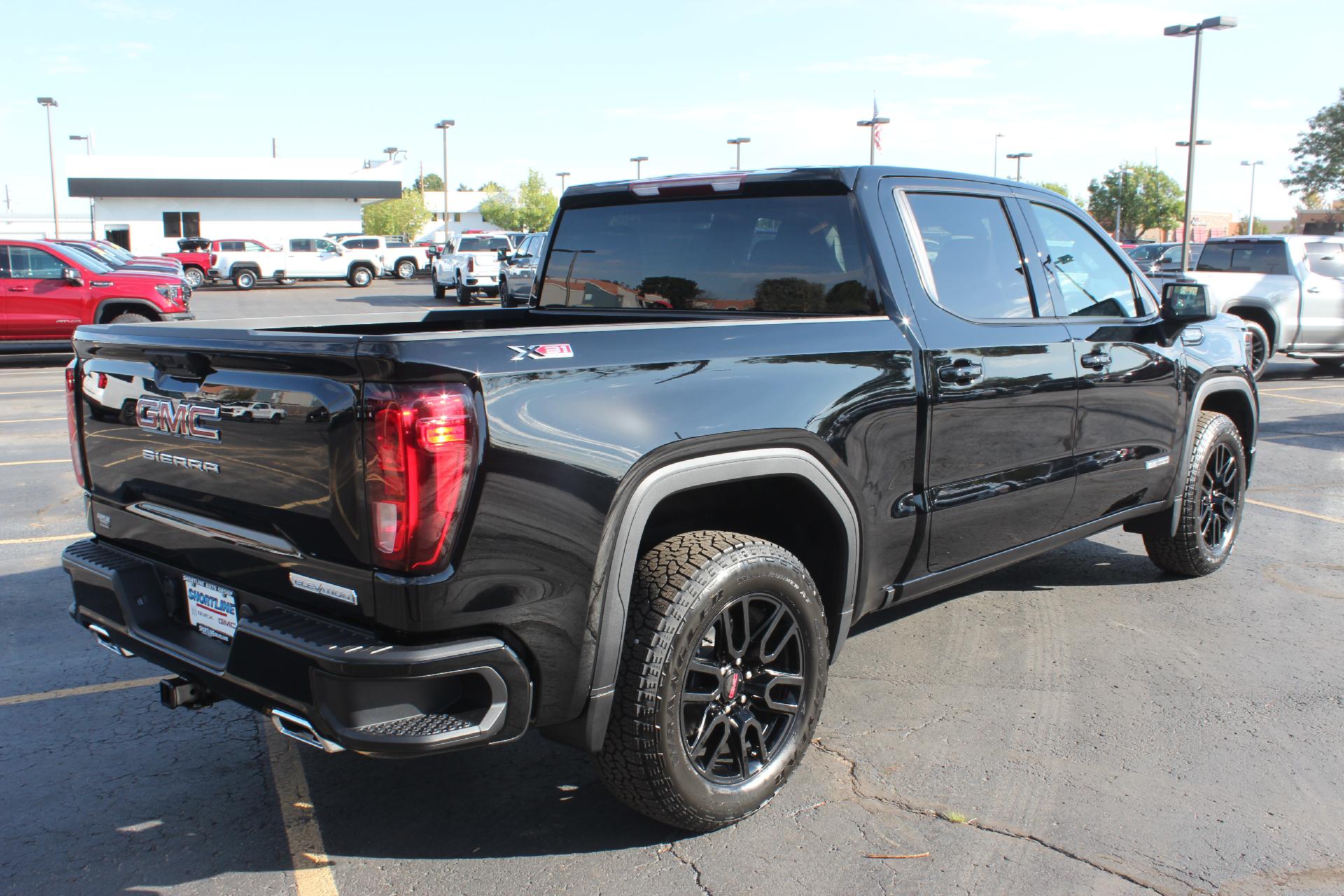 2025 GMC Sierra 1500 Vehicle Photo in AURORA, CO 80012-4011