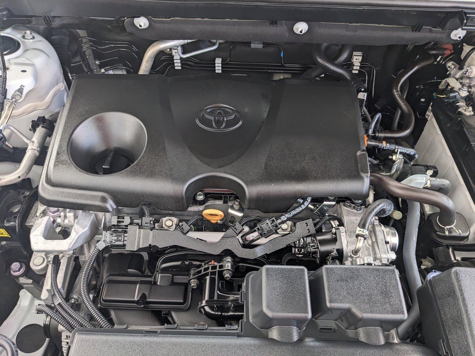 2022 Toyota RAV4 Vehicle Photo in GREENACRES, FL 33463-3207