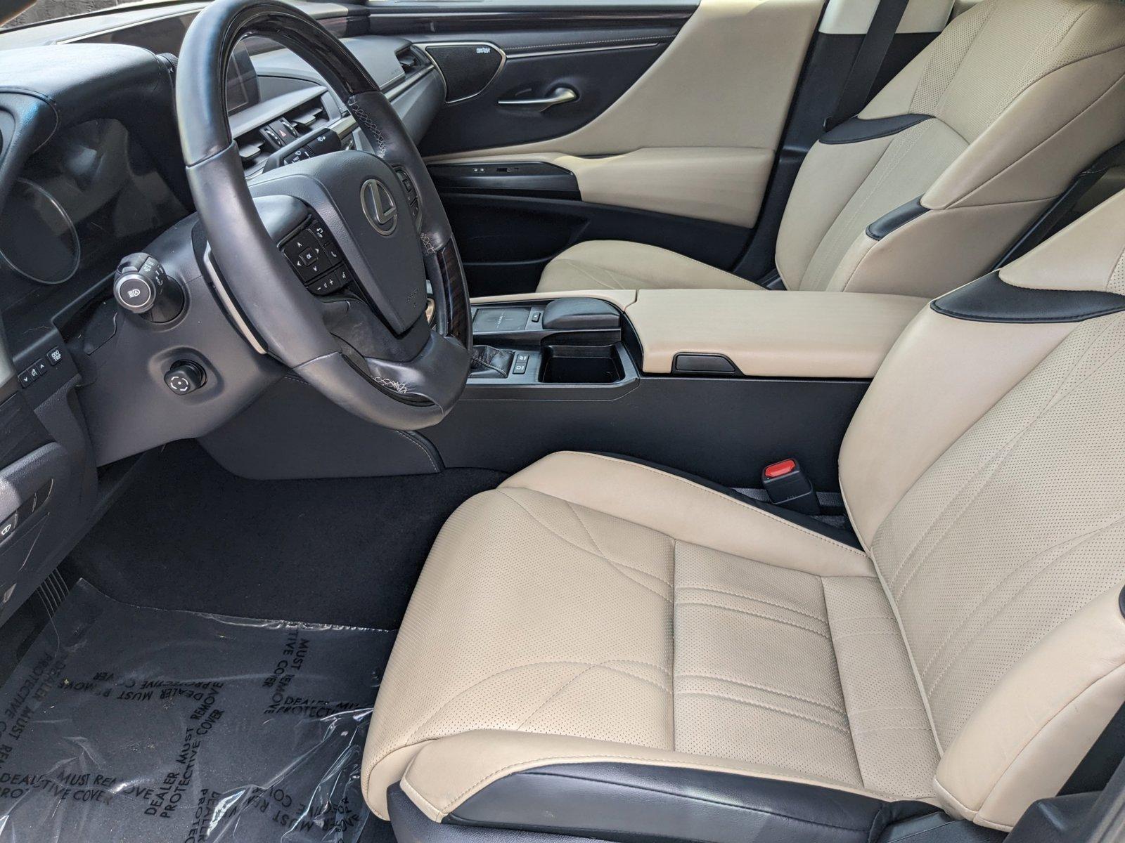 2021 Lexus ES 300h Vehicle Photo in Clearwater, FL 33761