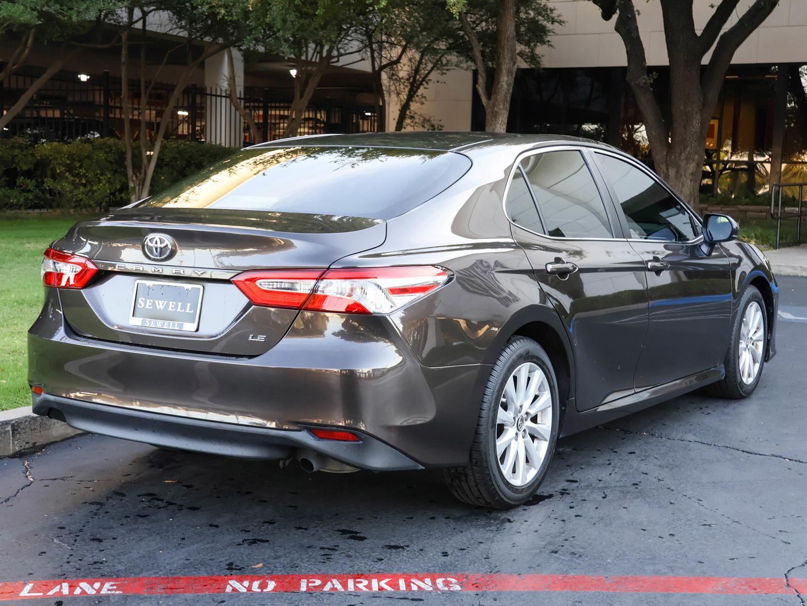 2018 Toyota Camry Vehicle Photo in DALLAS, TX 75209-3095