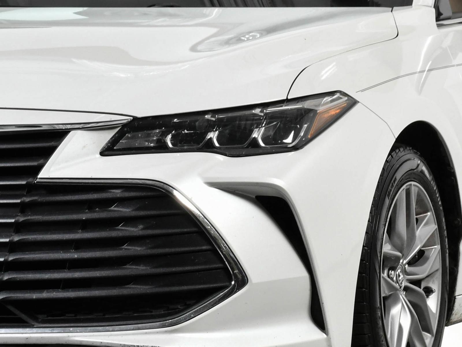 2020 Toyota Avalon Vehicle Photo in DALLAS, TX 75235