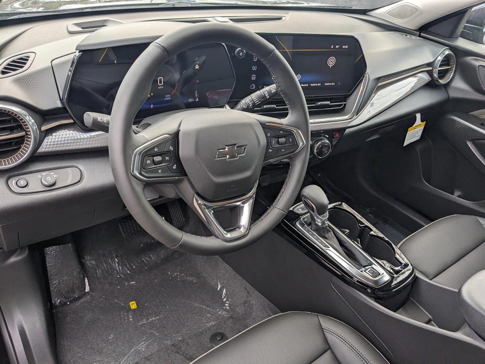 2025 Chevrolet Trax Vehicle Photo in GREENACRES, FL 33463-3207