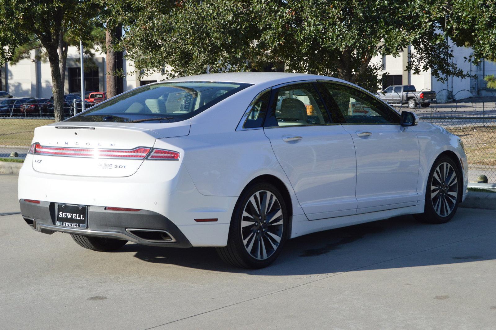 2017 Lincoln MKZ Vehicle Photo in Houston, TX 77090