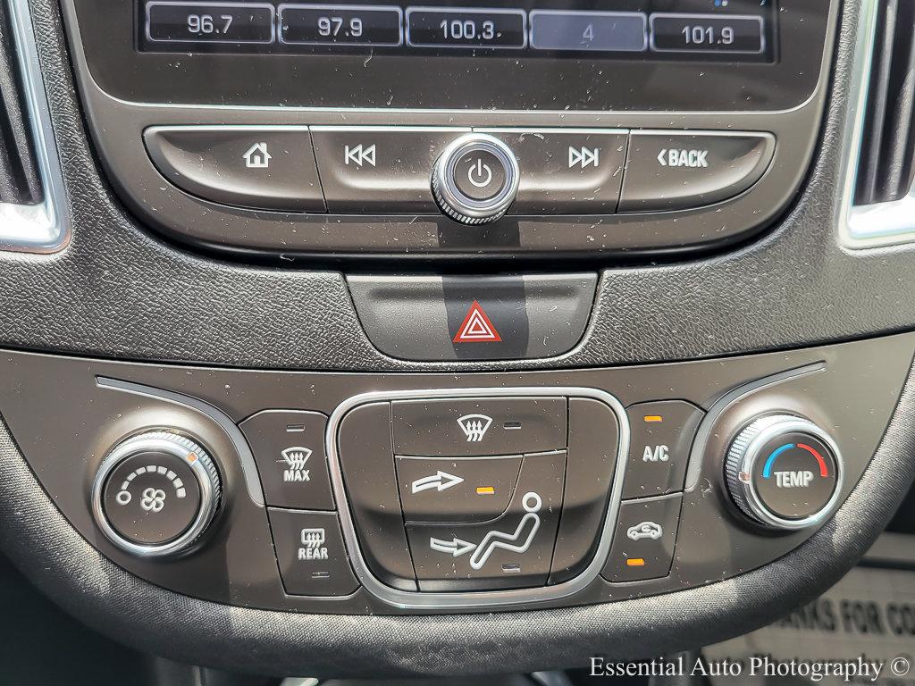 2018 Chevrolet Malibu Vehicle Photo in Saint Charles, IL 60174