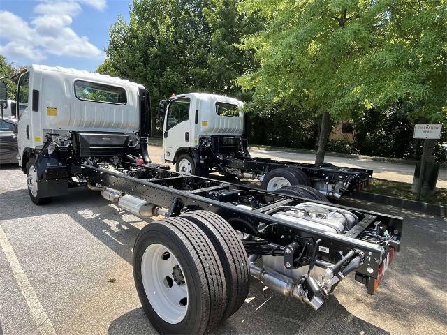 2025 Chevrolet Low Cab Forward 4500 Vehicle Photo in ALCOA, TN 37701-3235