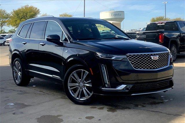 2023 Cadillac XT6 Vehicle Photo in TOPEKA, KS 66609-0000