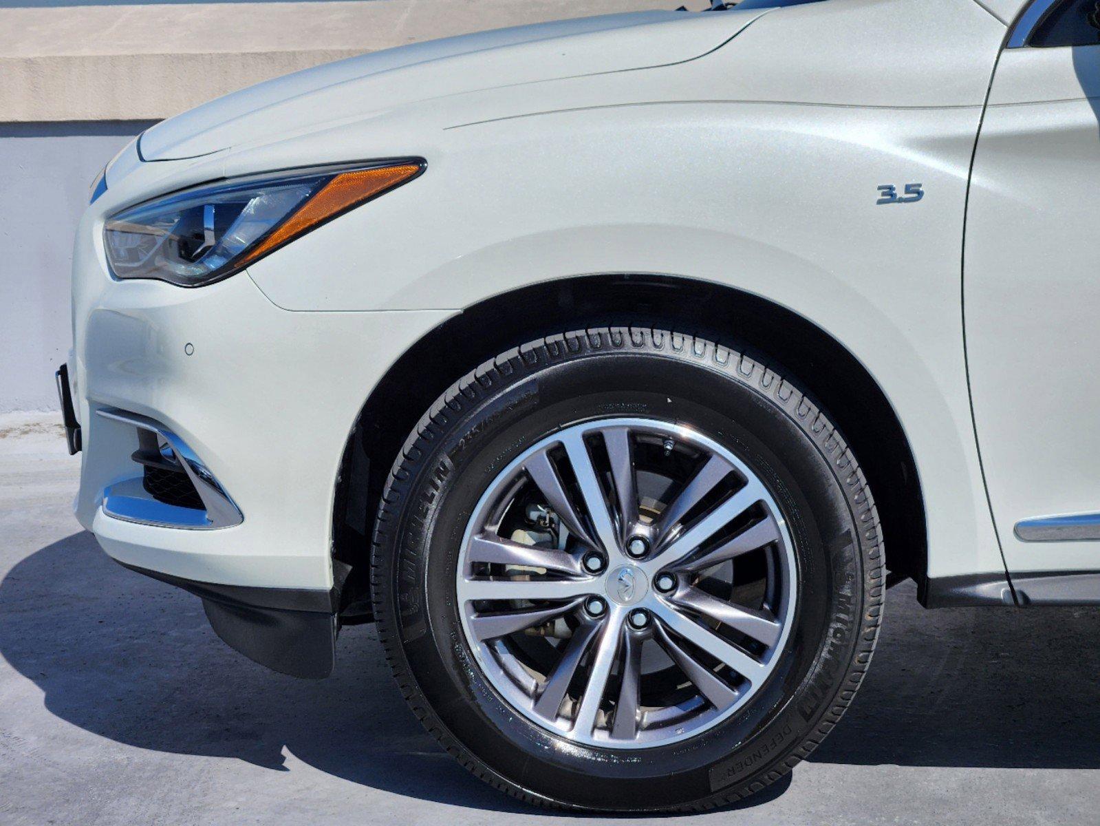 2017 INFINITI QX60 Vehicle Photo in DALLAS, TX 75209