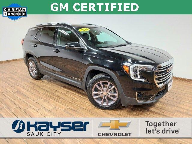 2023 GMC Terrain Vehicle Photo in SAUK CITY, WI 53583-1301