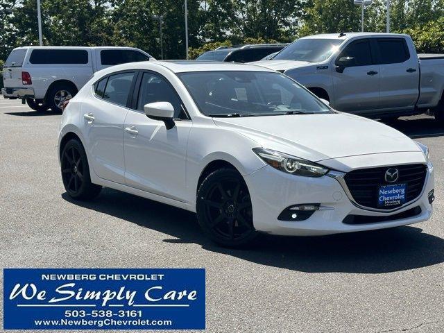 2017 Mazda Mazda3 5-Door Vehicle Photo in NEWBERG, OR 97132-1927