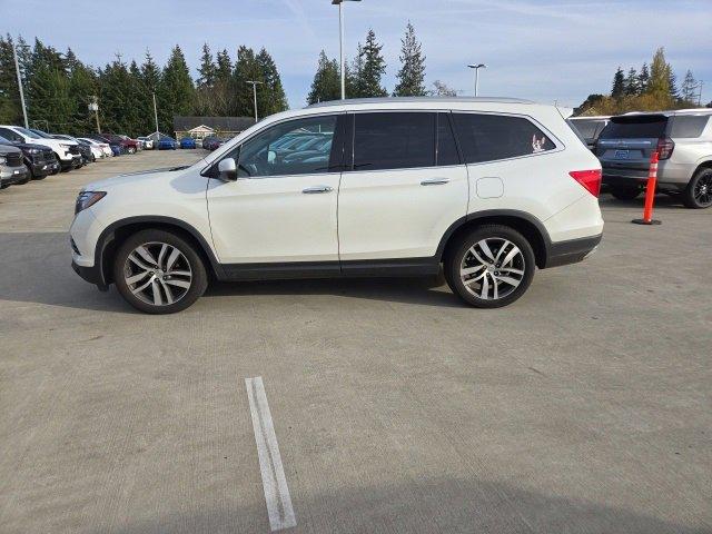 2017 Honda Pilot Vehicle Photo in EVERETT, WA 98203-5662