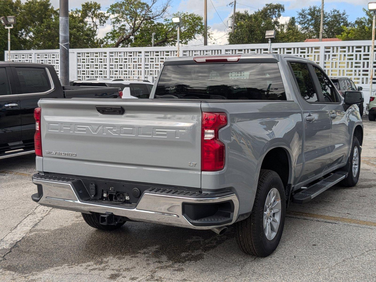 2024 Chevrolet Silverado 1500 Vehicle Photo in MIAMI, FL 33134-2699