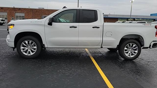 2025 Chevrolet Silverado 1500 Vehicle Photo in JOLIET, IL 60435-8135