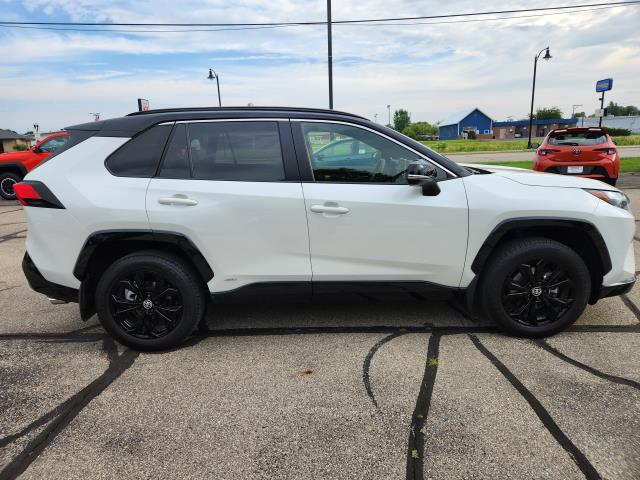 2022 Toyota RAV4 Vehicle Photo in MONROE, WI 53566-1050