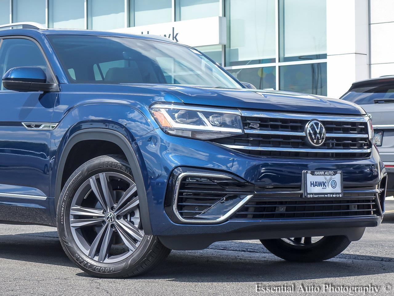 Used 2022 Volkswagen Atlas SEL R-Line with VIN 1V2AR2CA2NC522370 for sale in Joliet, IL