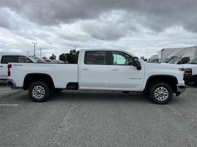 2024 Chevrolet Silverado 2500 HD Vehicle Photo in ALCOA, TN 37701-3235